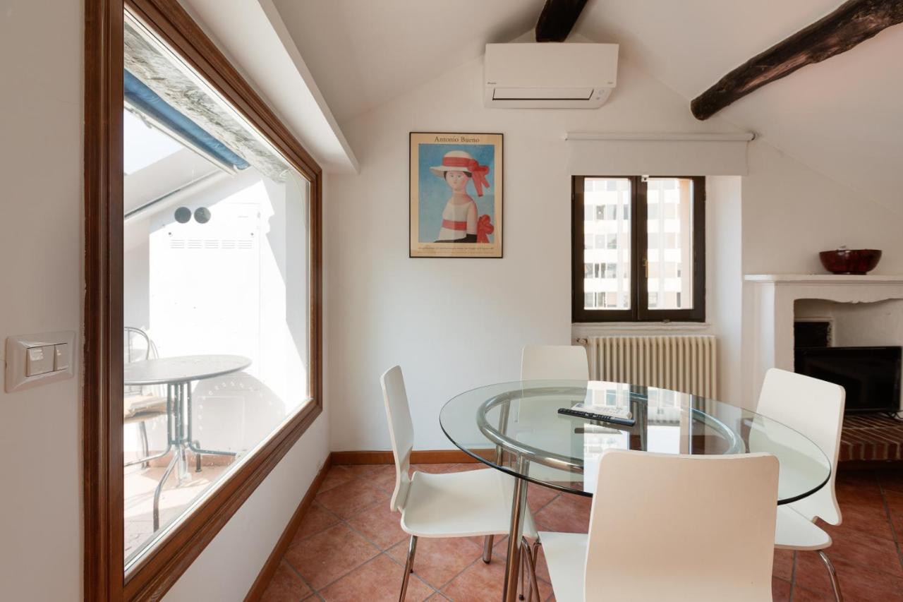 Corso Como Balcony Apartment Milaan Buitenkant foto
