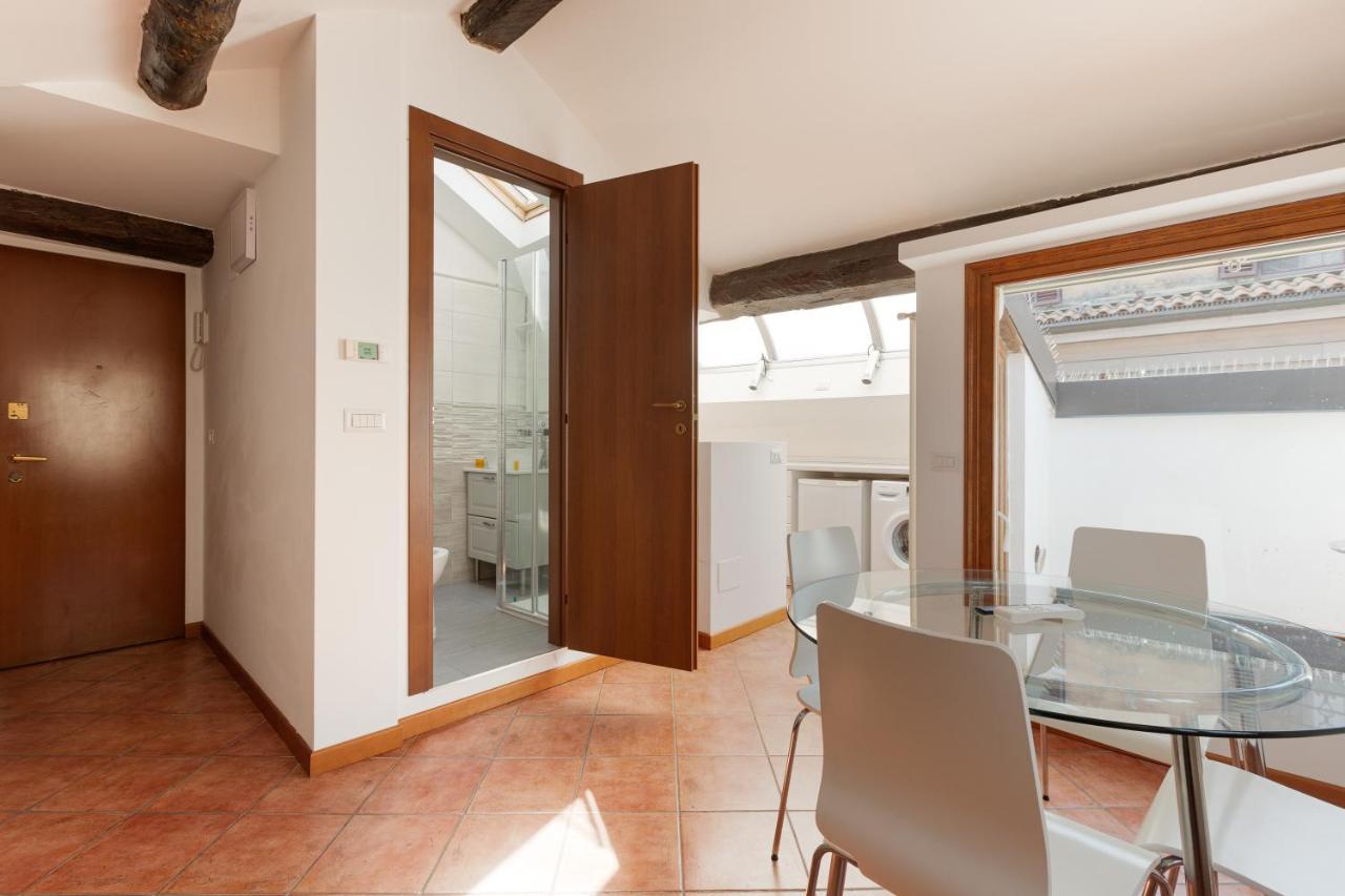 Corso Como Balcony Apartment Milaan Buitenkant foto